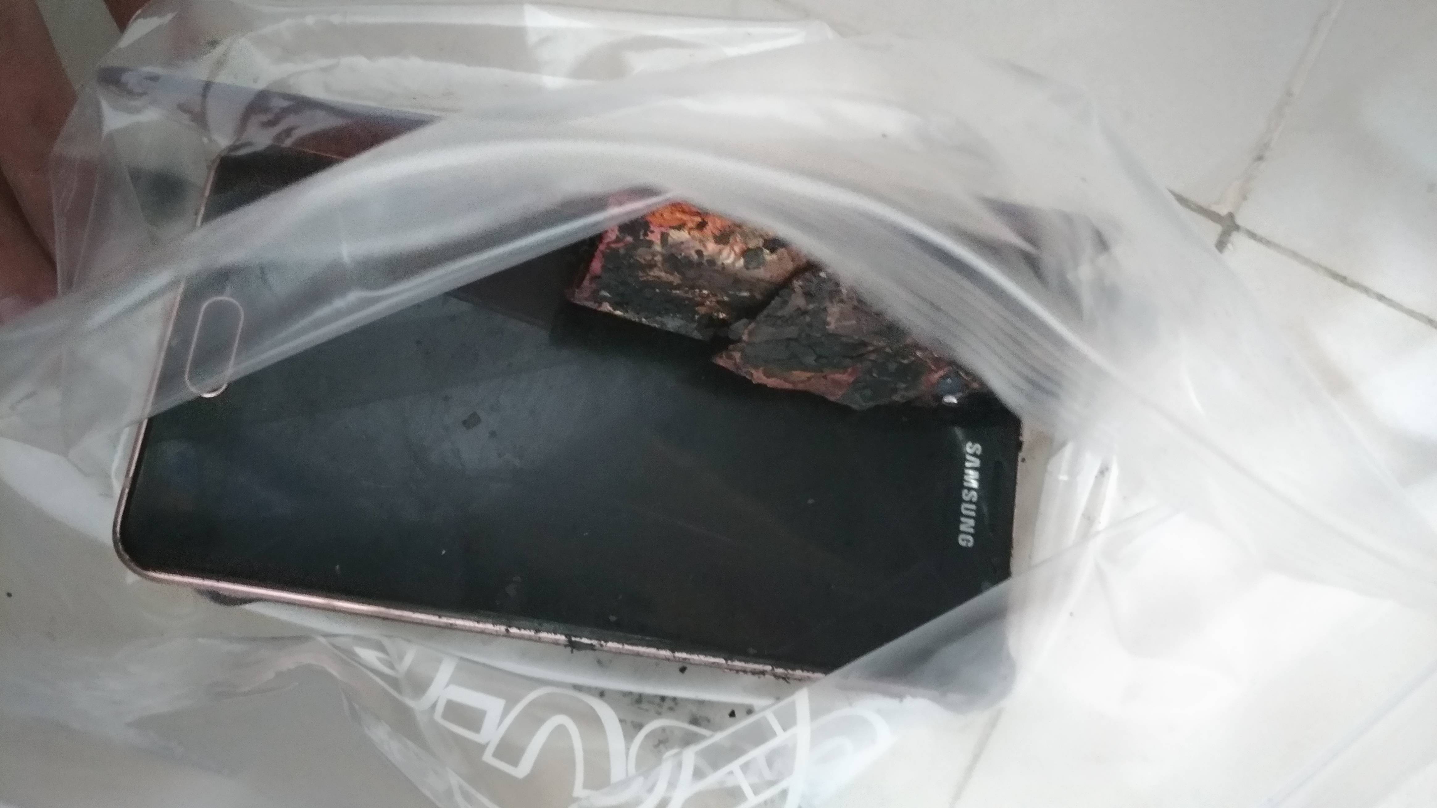 臺灣又一台 Samsung A7 手機爆炸（2018年8月16日）